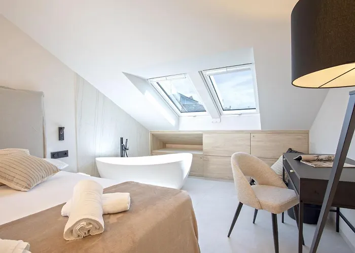 Magnificent Renovated Terrace Duplex 2hab 2baths Apartmán Màlaga